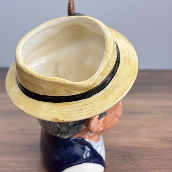VINTAGE Royal Doulton THE GONDOLIER Toby Character Jug Small #D6592 1963 England - Picture 7 of 11